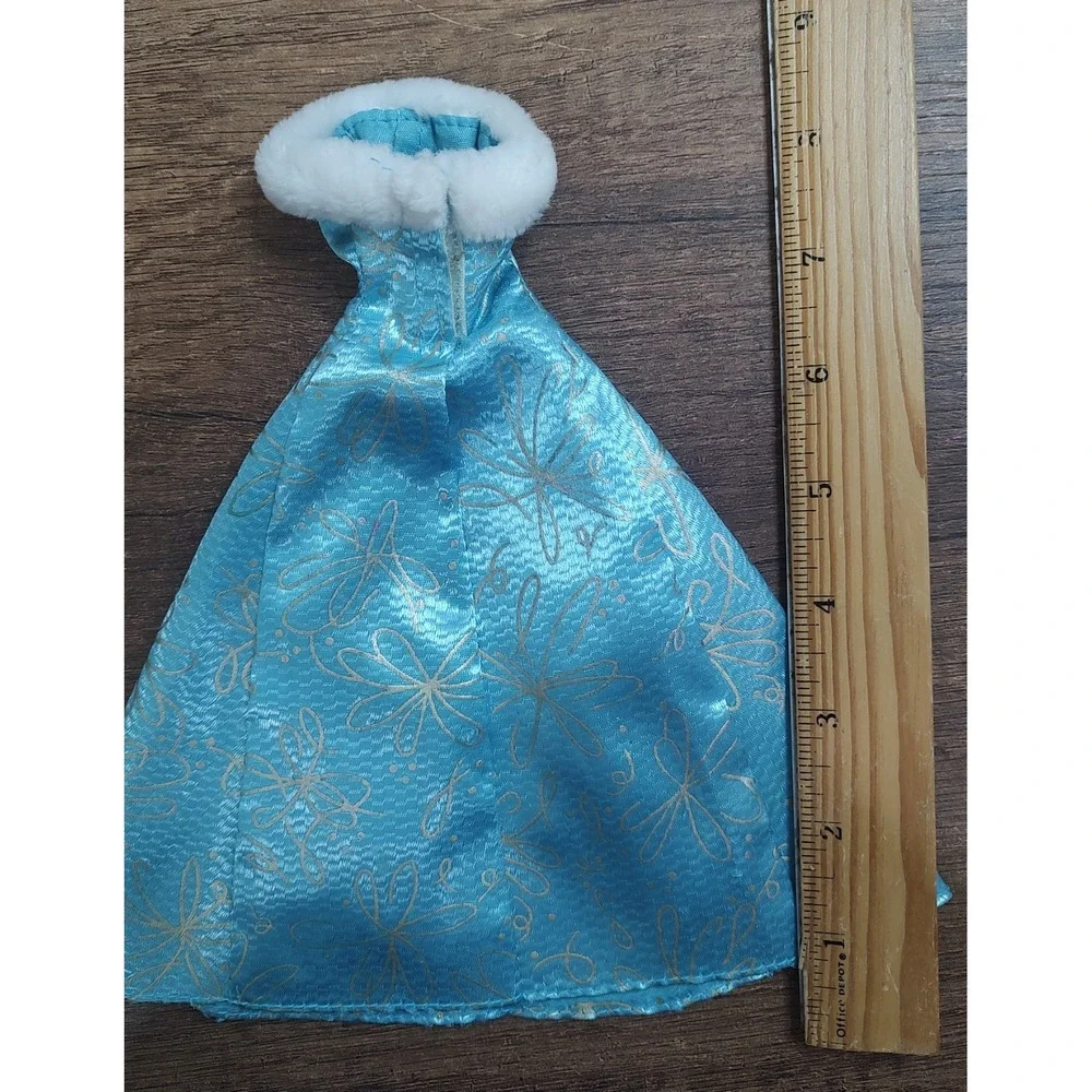 BARBIE DRESS BLUE FULL LENGTH STRAPLESS GOWN WHITE FUR Trim A5